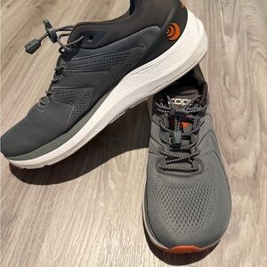 Topo Athletic Phantom 2 gray/clay Men's Shoes 11.5